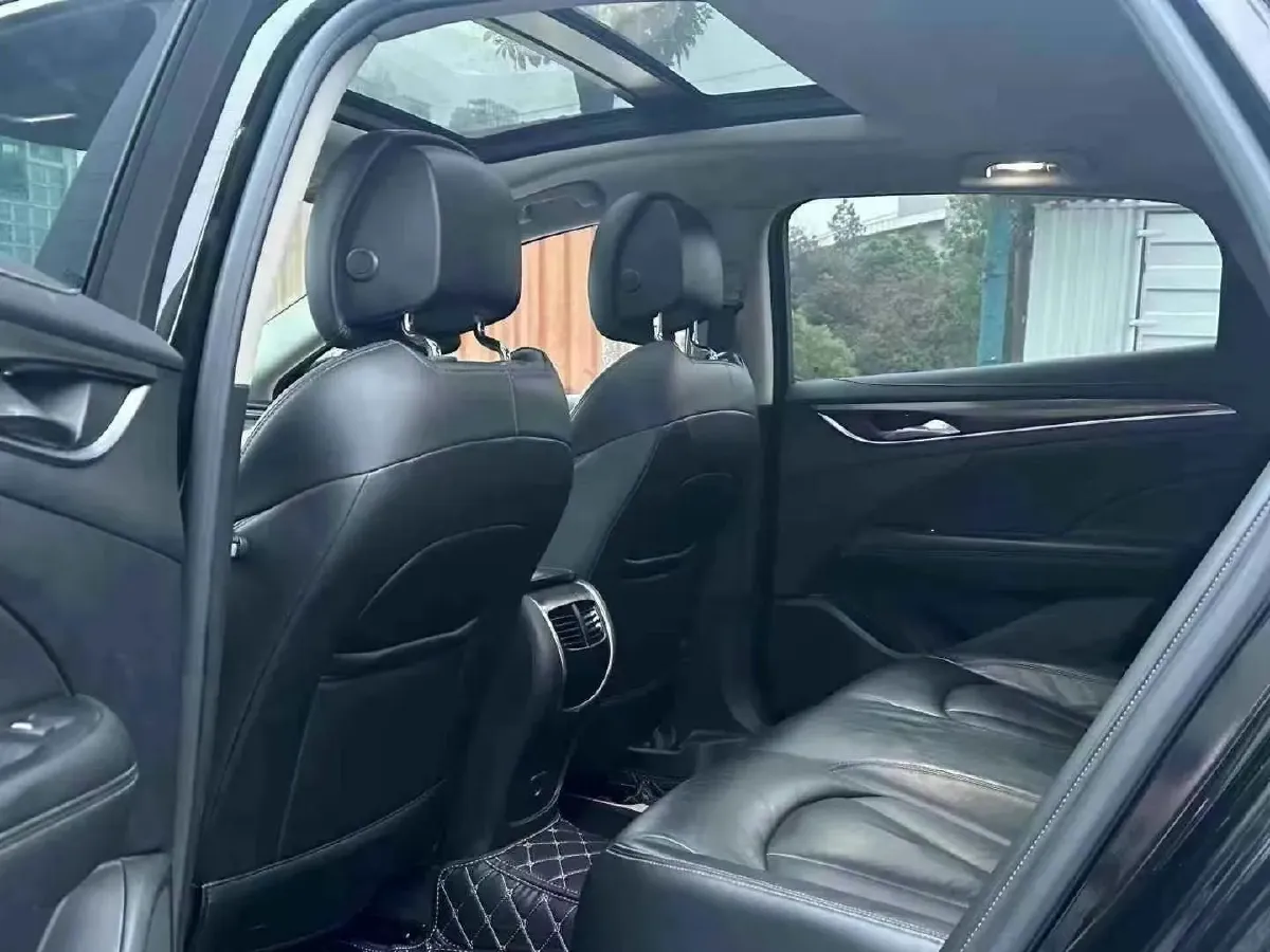 2019 Buick Larcosse 2.0T 241HP L4 9AT,autocango,china used car exporter,china ev exporter,chinese used car exporter,chinese used ev exporter