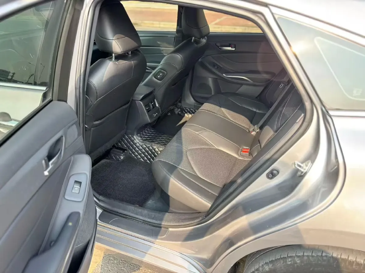 2019 Toyota Avalon 2.5L 178HP L4 E-CVT Hybrid,autocango,china used car exporter,china ev exporter,chinese used car exporter,chinese used ev exporter