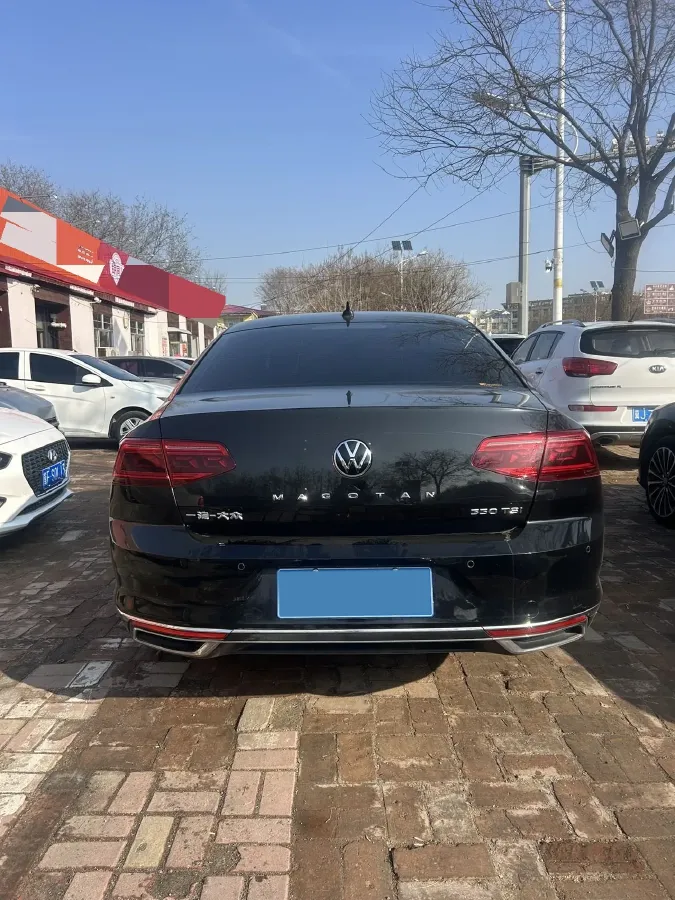 2020 Volkswagen Magotan 2.0T 186HP L4 7DCT,autocango,china used car exporter,china ev exporter,chinese used car exporter,chinese used ev exporter