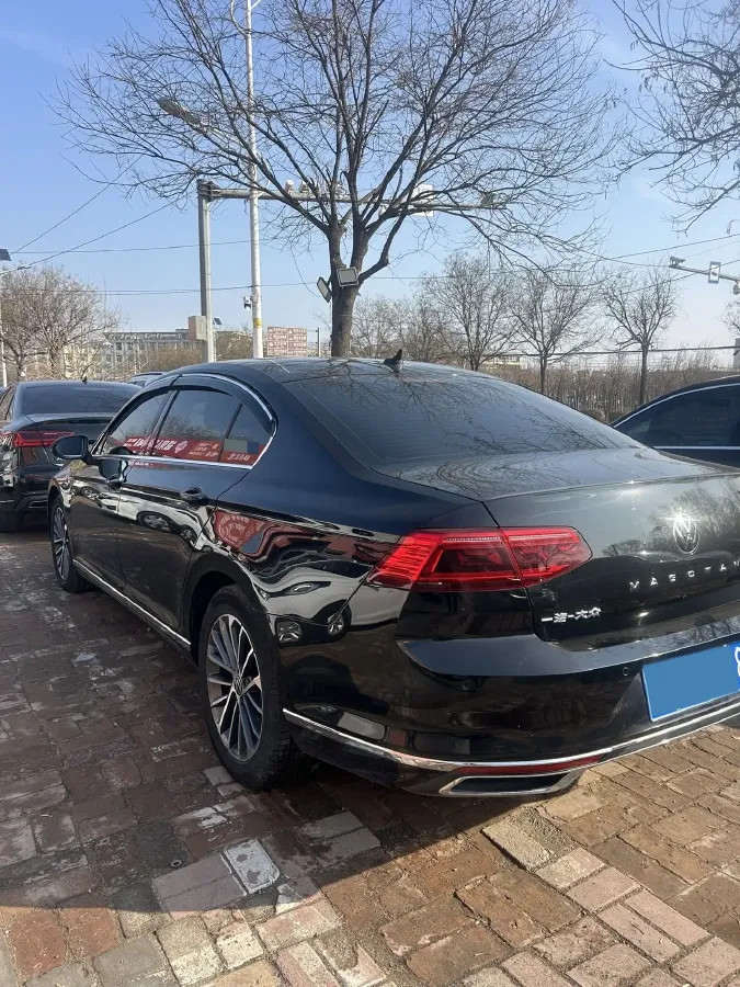 2020 Volkswagen Magotan 2.0T 186HP L4 7DCT,autocango,china used car exporter,china ev exporter,chinese used car exporter,chinese used ev exporter