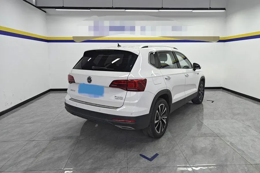 2019 MINI MINI 1.5T 102HP L3 7DCT,autocango,china used car exporter,china ev exporter,chinese used car exporter,chinese used ev exporter