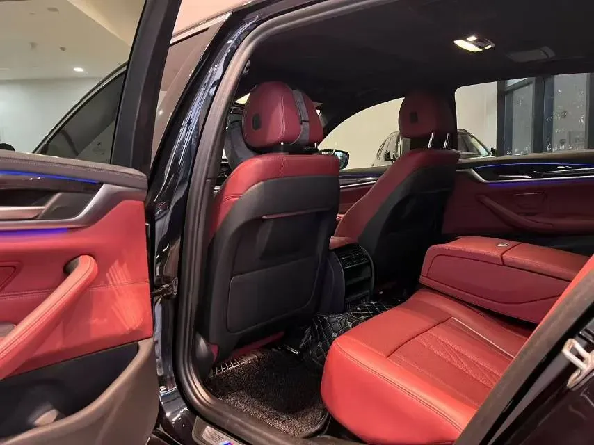 2021 BMW 5 Series 2.0T 184HP L4 8AT,autocango,china used car exporter,china ev exporter,chinese used car exporter,chinese used ev exporter