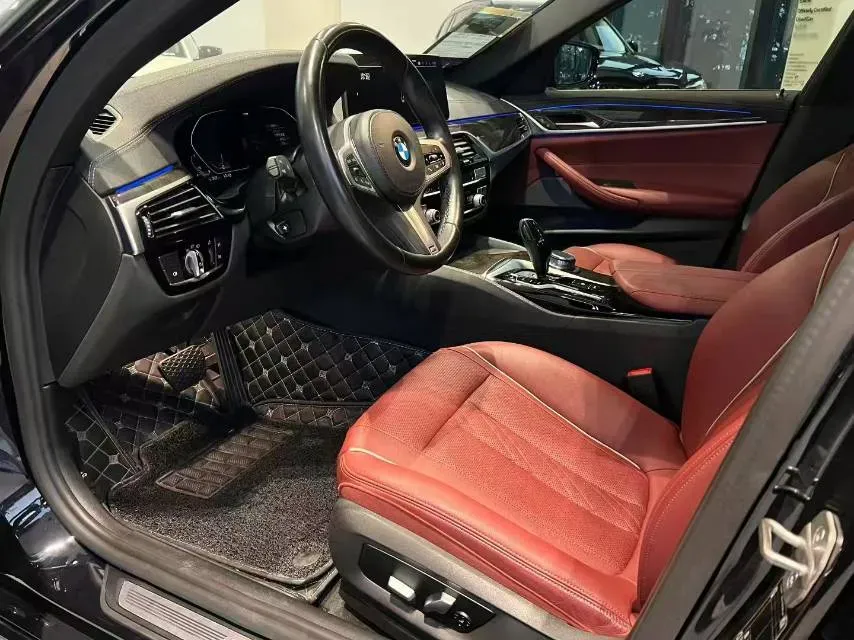 2021 BMW 5 Series 2.0T 184HP L4 8AT,autocango,china used car exporter,china ev exporter,chinese used car exporter,chinese used ev exporter