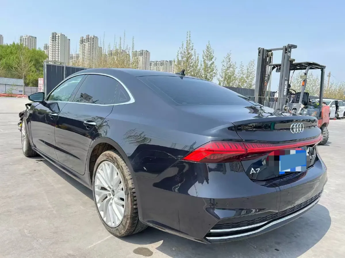 2022 Jeep Wrangler 2.0T 266HP L4 8AT,autocango,china used car exporter,china ev exporter,chinese used car exporter,chinese used ev exporter