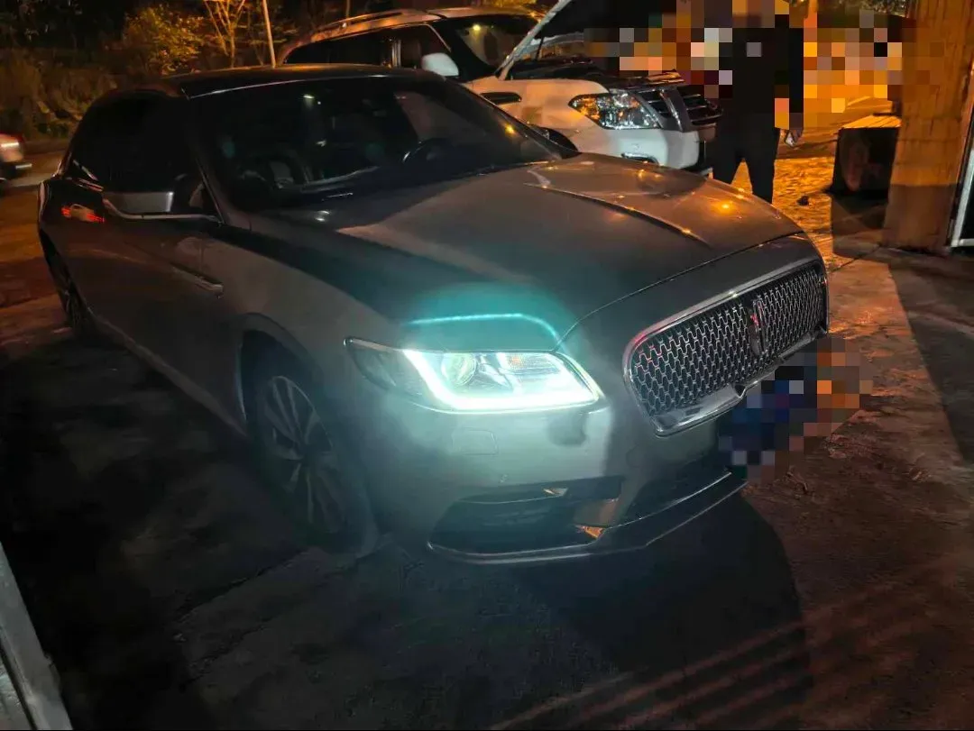 2018 Lincoln Continental 2.0T 261HP L4 6AT,autocango,china used car exporter,china ev exporter,chinese used car exporter,chinese used ev exporter