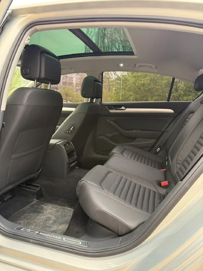 2018 Volkswagen Magotan 1.8T 180HP L4 7DCT,autocango,china used car exporter,china ev exporter,chinese used car exporter,chinese used ev exporter