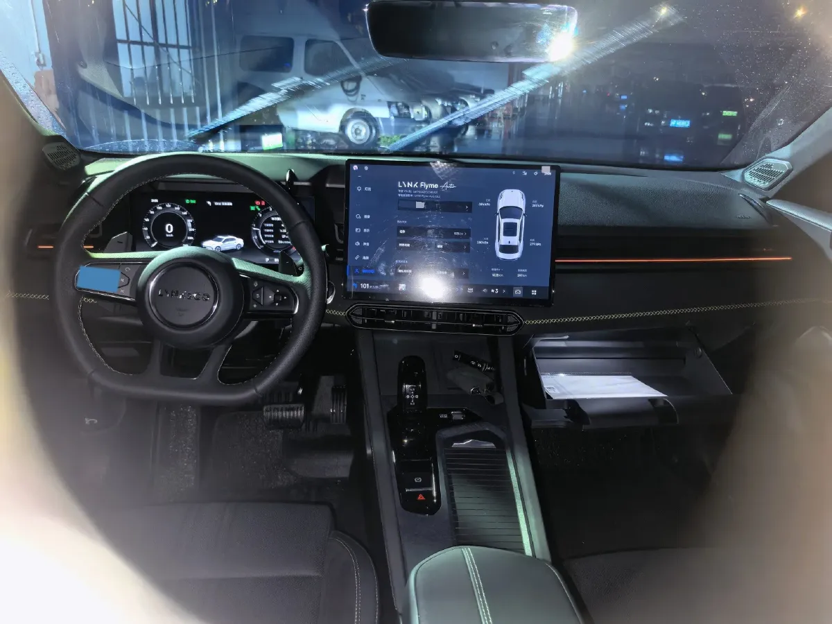 2026 LYNK&CO 03 1.5T 181HP L4 7DCT,autocango,china used car exporter,china ev exporter,chinese used car exporter,chinese used ev exporter