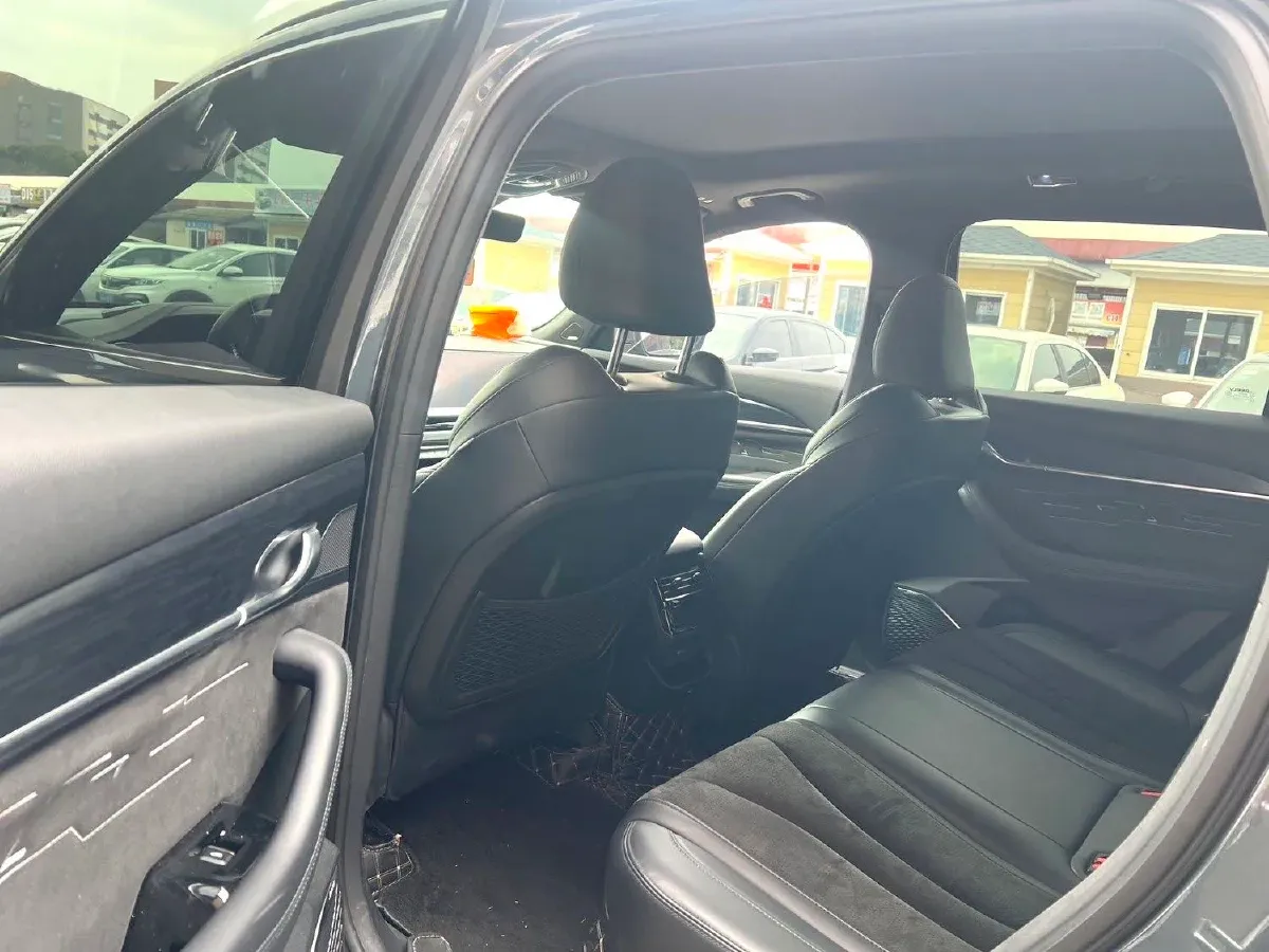 2022 Citroen C5 X 1.6T 175HP L4 8AT,autocango,china used car exporter,china ev exporter,chinese used car exporter,chinese used ev exporter