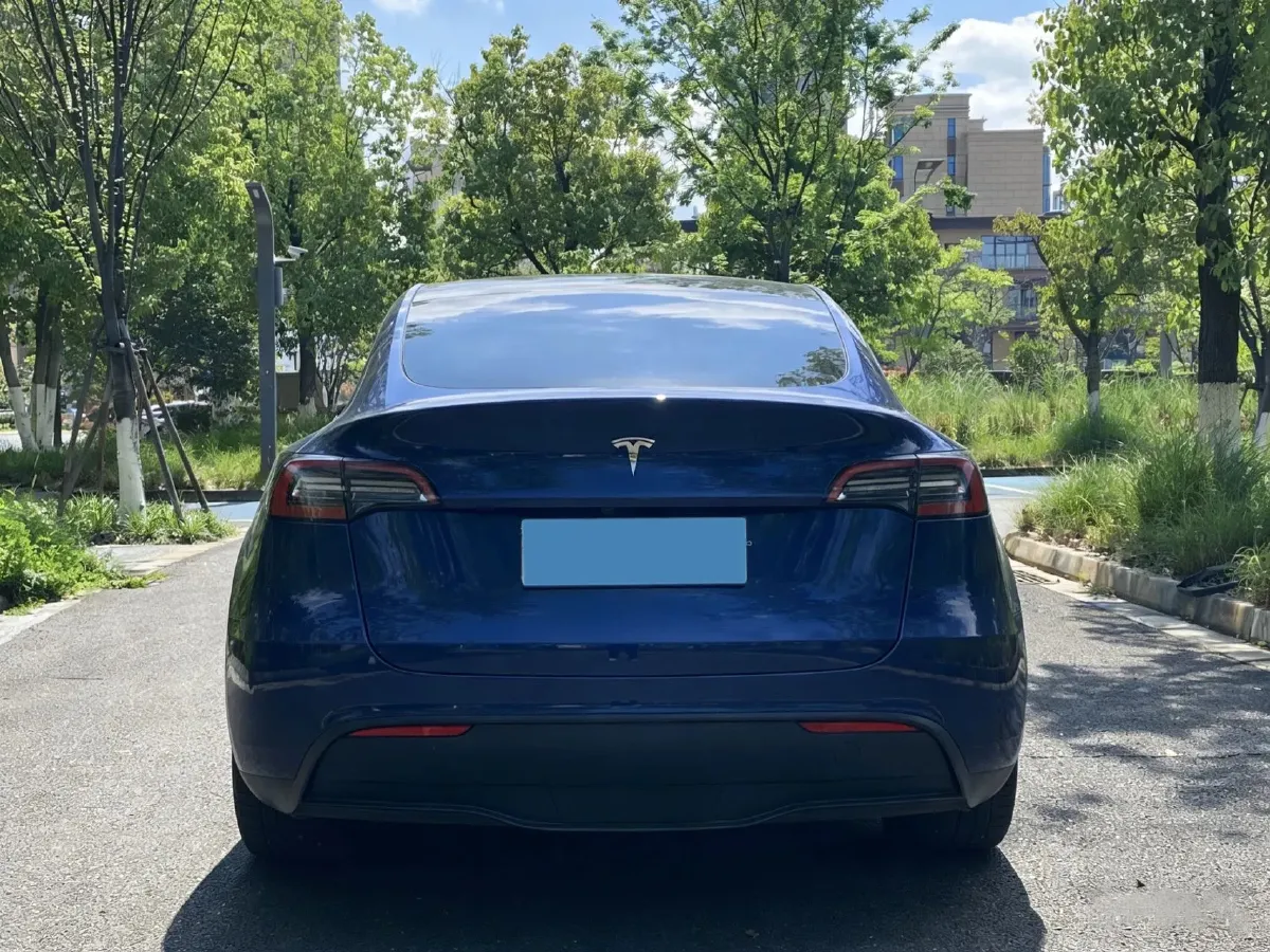 2022 Tesla Model Y BEV 60KWH,autocango,china used car exporter,china ev exporter,chinese used car exporter,chinese used ev exporter