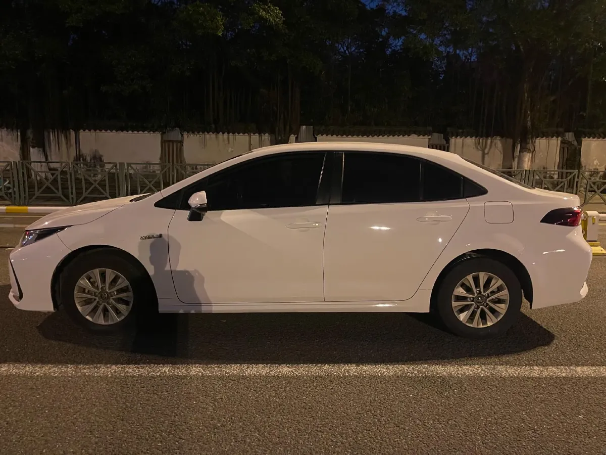 2022 Toyota Corolla 1.8L 98HP L4 E-CVT Hybrid,autocango,china used car exporter,china ev exporter,chinese used car exporter,chinese used ev exporter