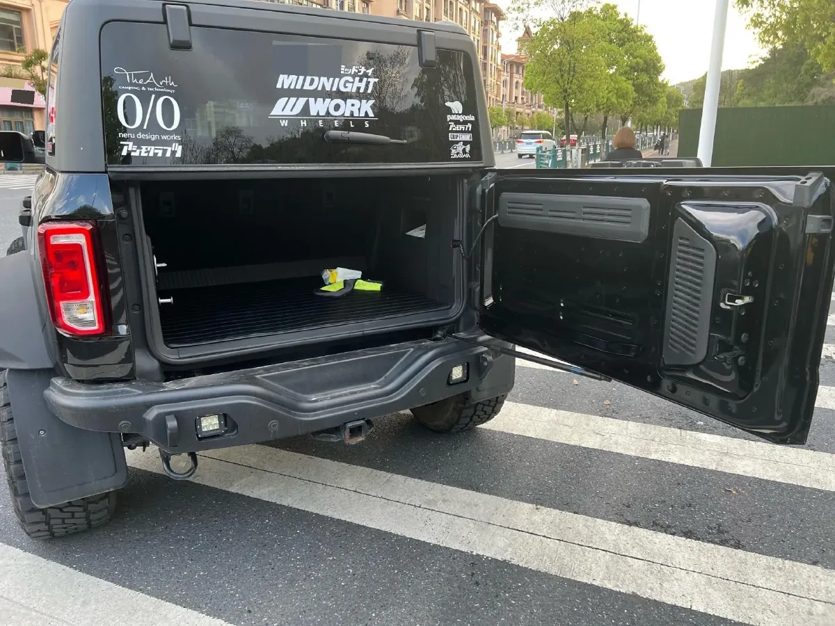 2021 BMW 8 Series 3.0T 340HP L6 8AT,autocango,china used car exporter,china ev exporter,chinese used car exporter,chinese used ev exporter