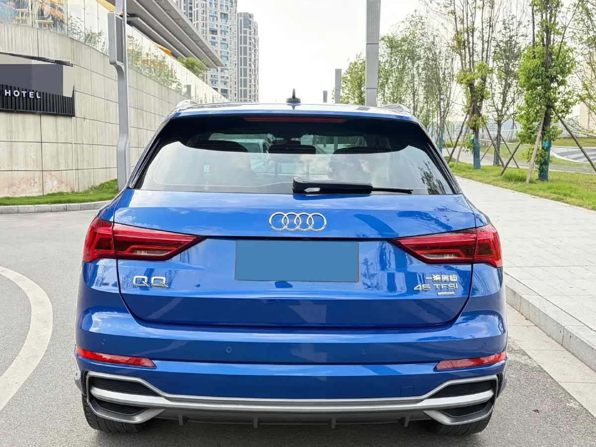 2022 Audi Q3 1.4T 150HP L4 7DCT,autocango,china used car exporter,china ev exporter,chinese used car exporter,chinese used ev exporter