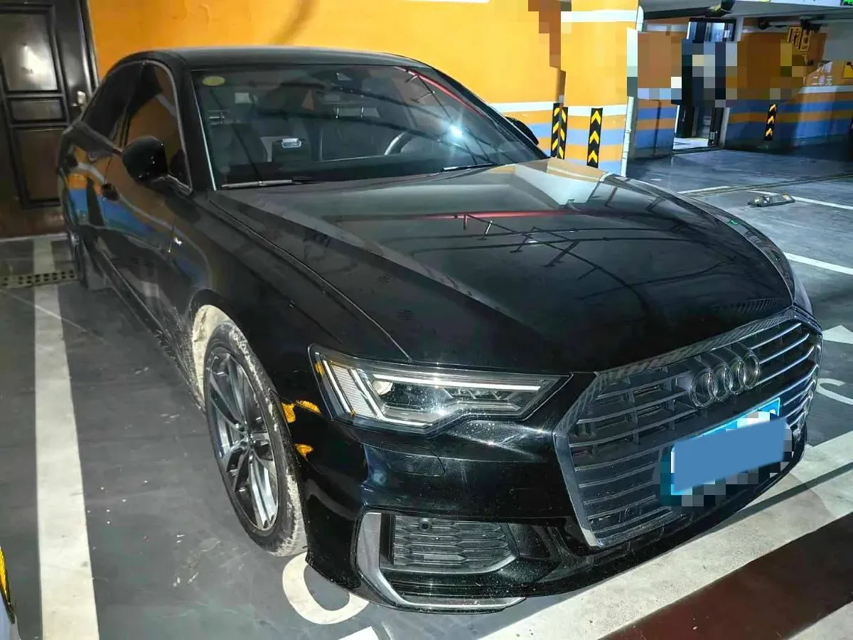 2021 Audi A6L 2.0T 190HP L4 7DCT,autocango,china used car exporter,china ev exporter,chinese used car exporter,chinese used ev exporter