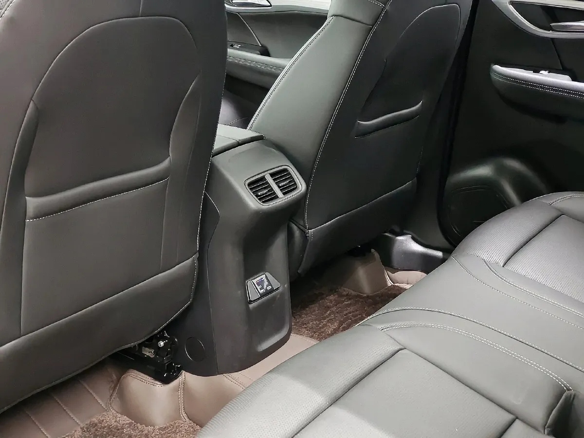 2026 Buick EnvisionPlus 2.0T 237HP L4 9AT,autocango,china used car exporter,china ev exporter,chinese used car exporter,chinese used ev exporter