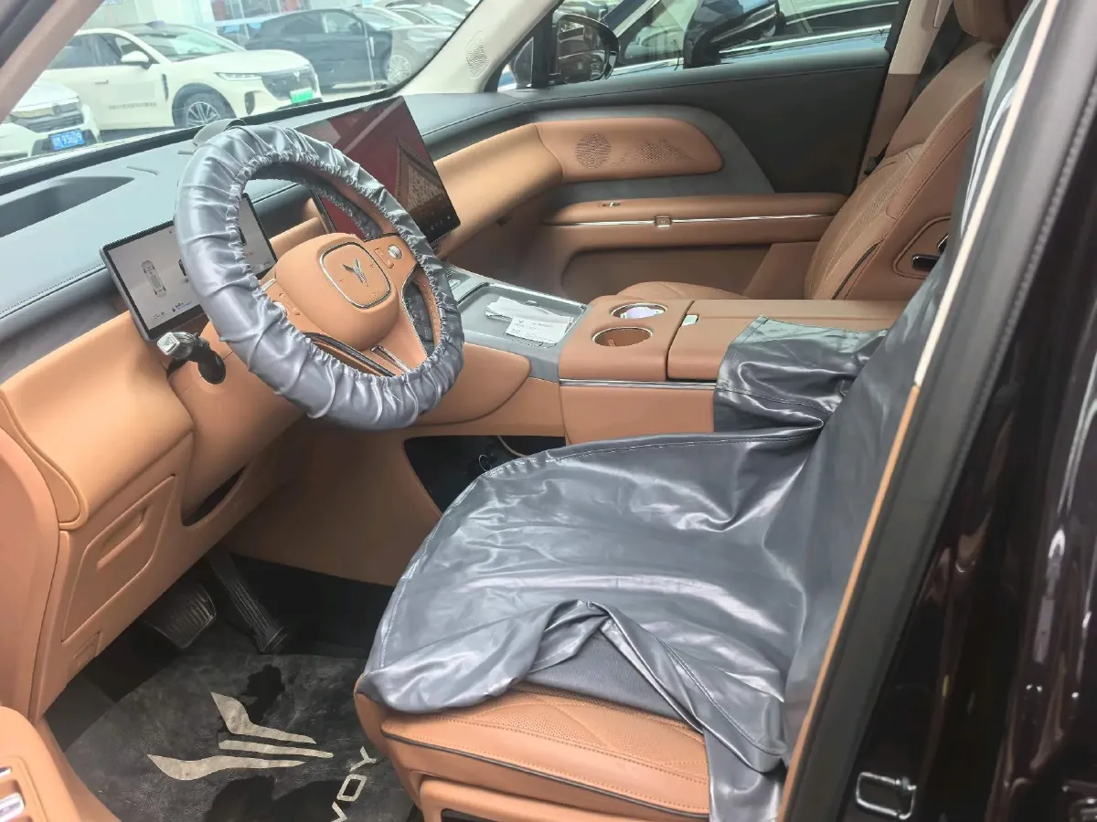 2026 Voyah 9L 1.5T 150HP L4 PHEV,autocango,china used car exporter,china ev exporter,chinese used car exporter,chinese used ev exporter