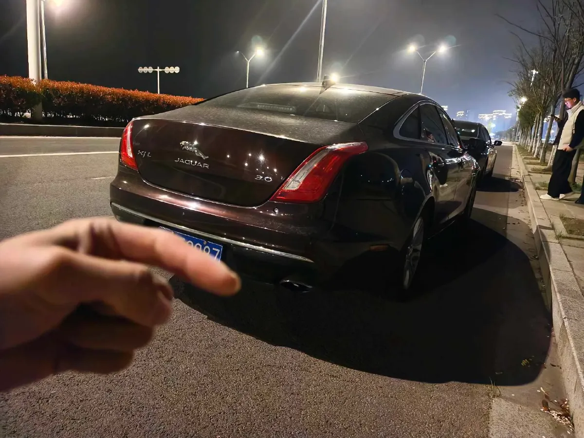 2018 Jaguar XJ 3.0T 340HP V6 8AT,autocango,china used car exporter,china ev exporter,chinese used car exporter,chinese used ev exporter