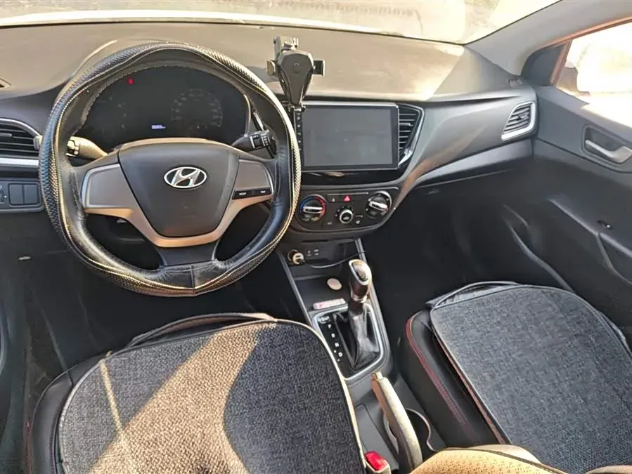 2016 Hyundai Verna 1.4L 100HP L4 6AT,autocango,china used car exporter,china ev exporter,chinese used car exporter,chinese used ev exporter