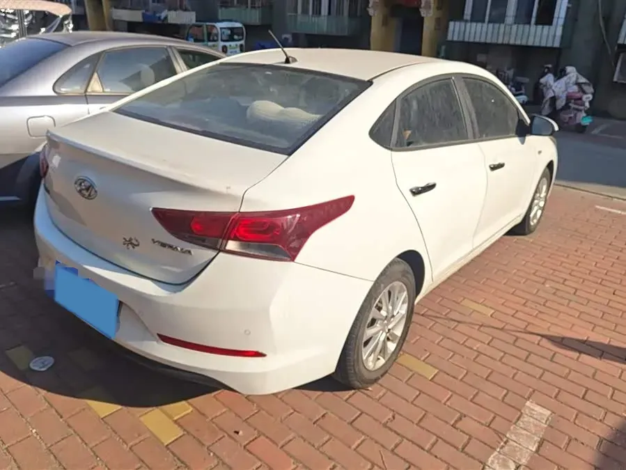 2016 Hyundai Verna 1.4L 100HP L4 6AT,autocango,china used car exporter,china ev exporter,chinese used car exporter,chinese used ev exporter