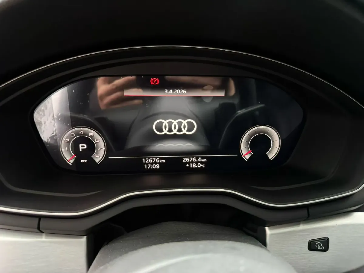 2024 Audi A4L 2.0T 190HP L4 7DCT,autocango,china used car exporter,china ev exporter,chinese used car exporter,chinese used ev exporter