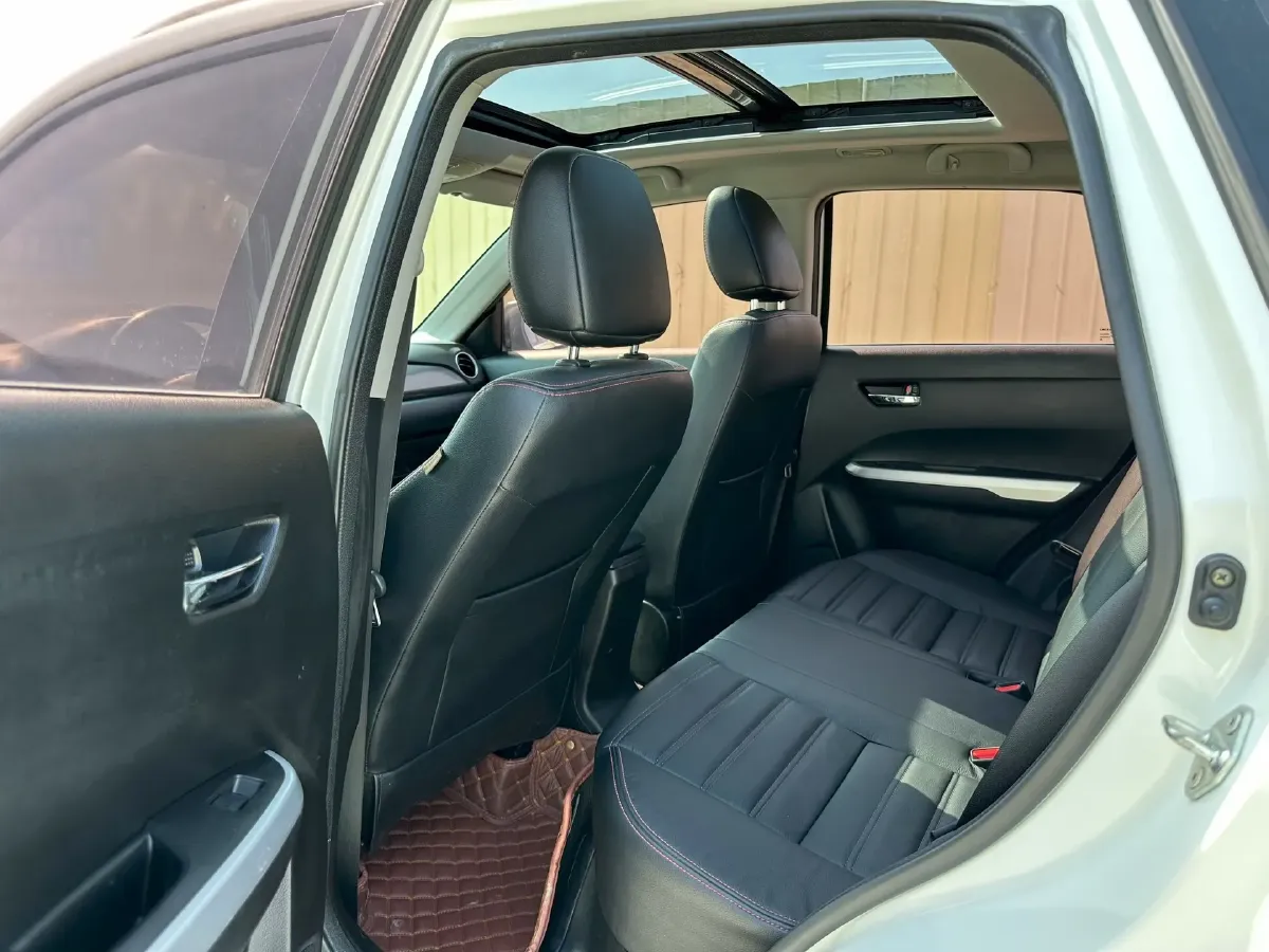 2016 Suzuki Vitara 1.4T 140HP L4 6AT,autocango,china used car exporter,china ev exporter,chinese used car exporter,chinese used ev exporter