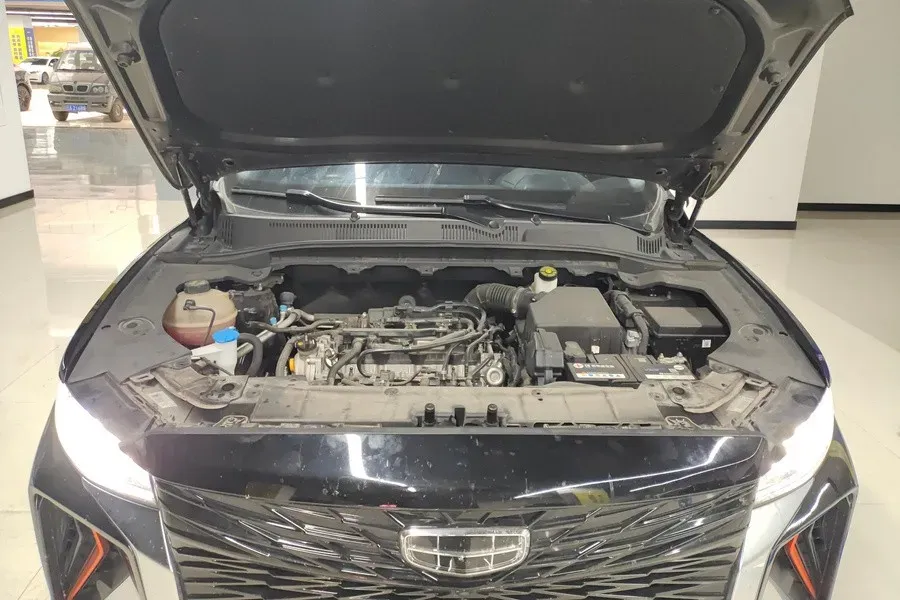 2022 Geely Azkarra 1.8T 184HP L4 7DCT,autocango,china used car exporter,china ev exporter,chinese used car exporter,chinese used ev exporter