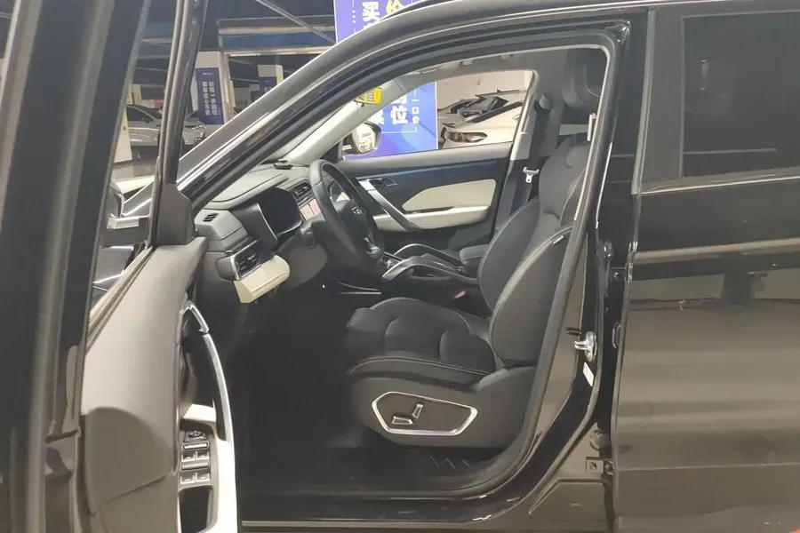 2022 Geely Azkarra 1.8T 184HP L4 7DCT,autocango,china used car exporter,china ev exporter,chinese used car exporter,chinese used ev exporter