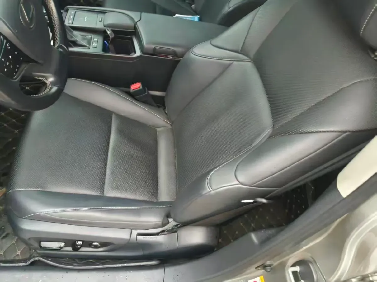 2020 Lexus ES 2.0L 173HP L4 CVT,autocango,china used car exporter,china ev exporter,chinese used car exporter,chinese used ev exporter