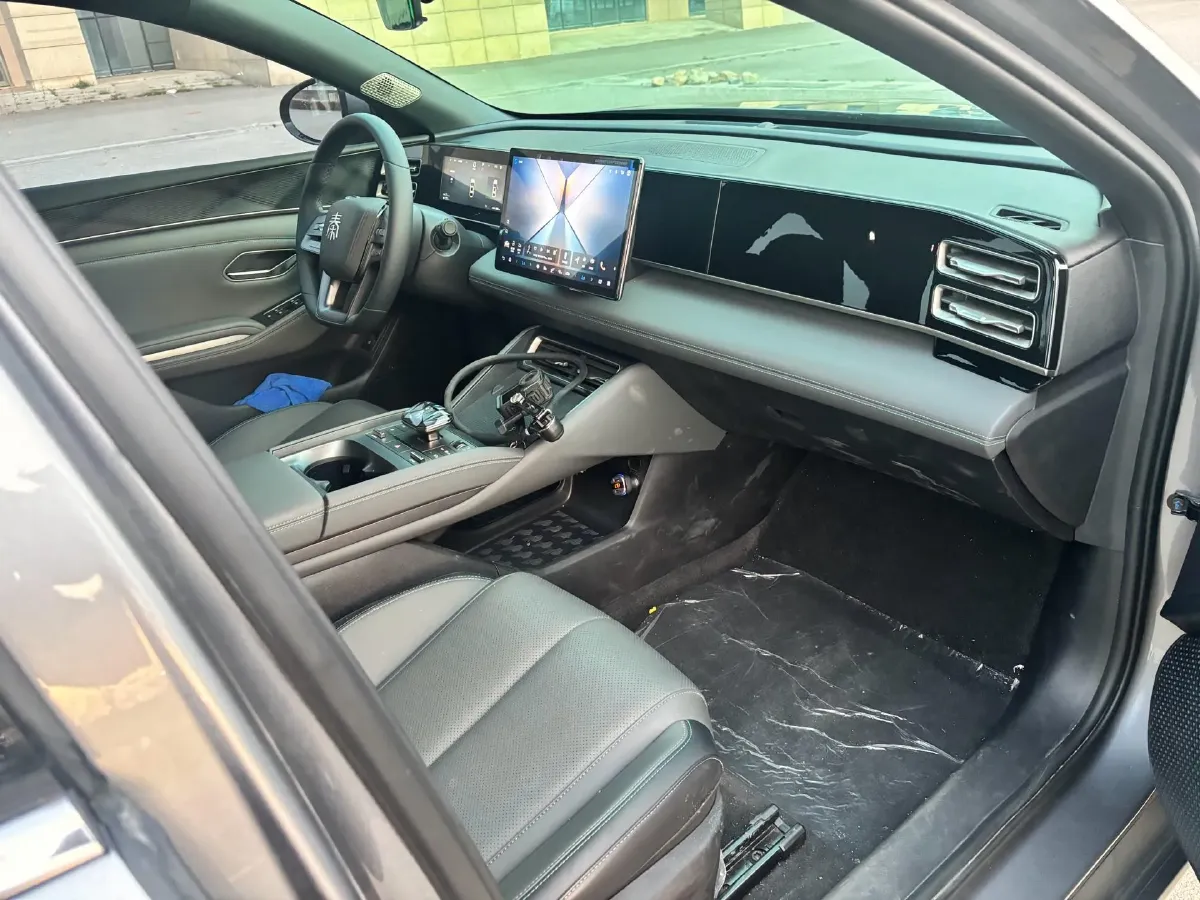 2025 BYD QinL 1.5L 101HP L4 E-CVT PHEV,autocango,china used car exporter,china ev exporter,chinese used car exporter,chinese used ev exporter