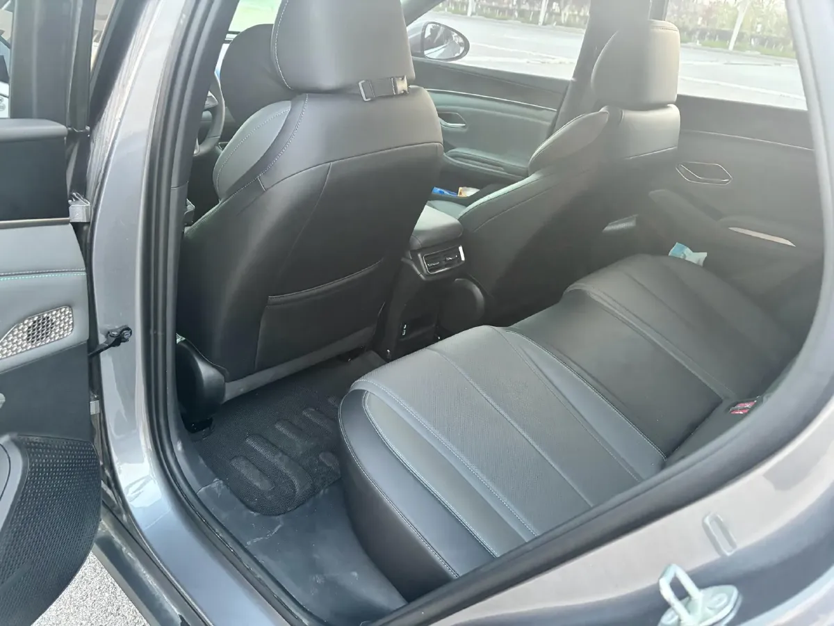 2025 BYD QinL 1.5L 101HP L4 E-CVT PHEV,autocango,china used car exporter,china ev exporter,chinese used car exporter,chinese used ev exporter