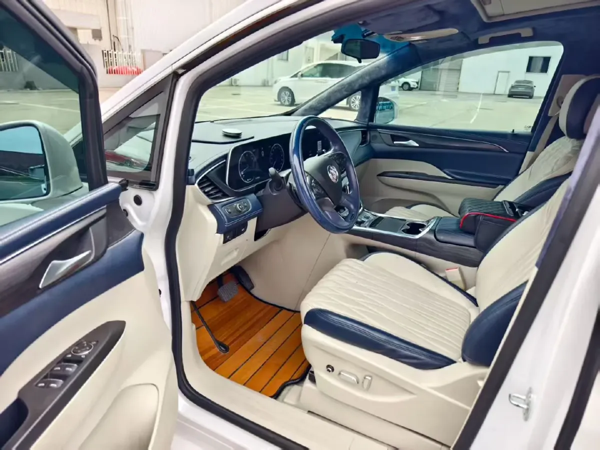 2021 Buick GL8 2.0T 237HP L4 9AT,autocango,china used car exporter,china ev exporter,chinese used car exporter,chinese used ev exporter