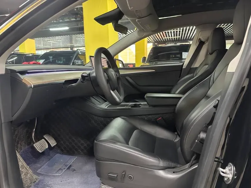 2022 Tesla Model Y BEV 60KWH,autocango,china used car exporter,china ev exporter,chinese used car exporter,chinese used ev exporter