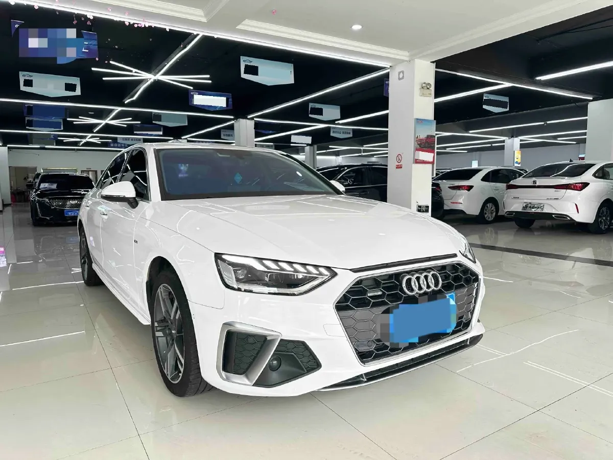2020 Audi A4L 2.0T 190HP L4 7DCT,autocango,china used car exporter,china ev exporter,chinese used car exporter,chinese used ev exporter