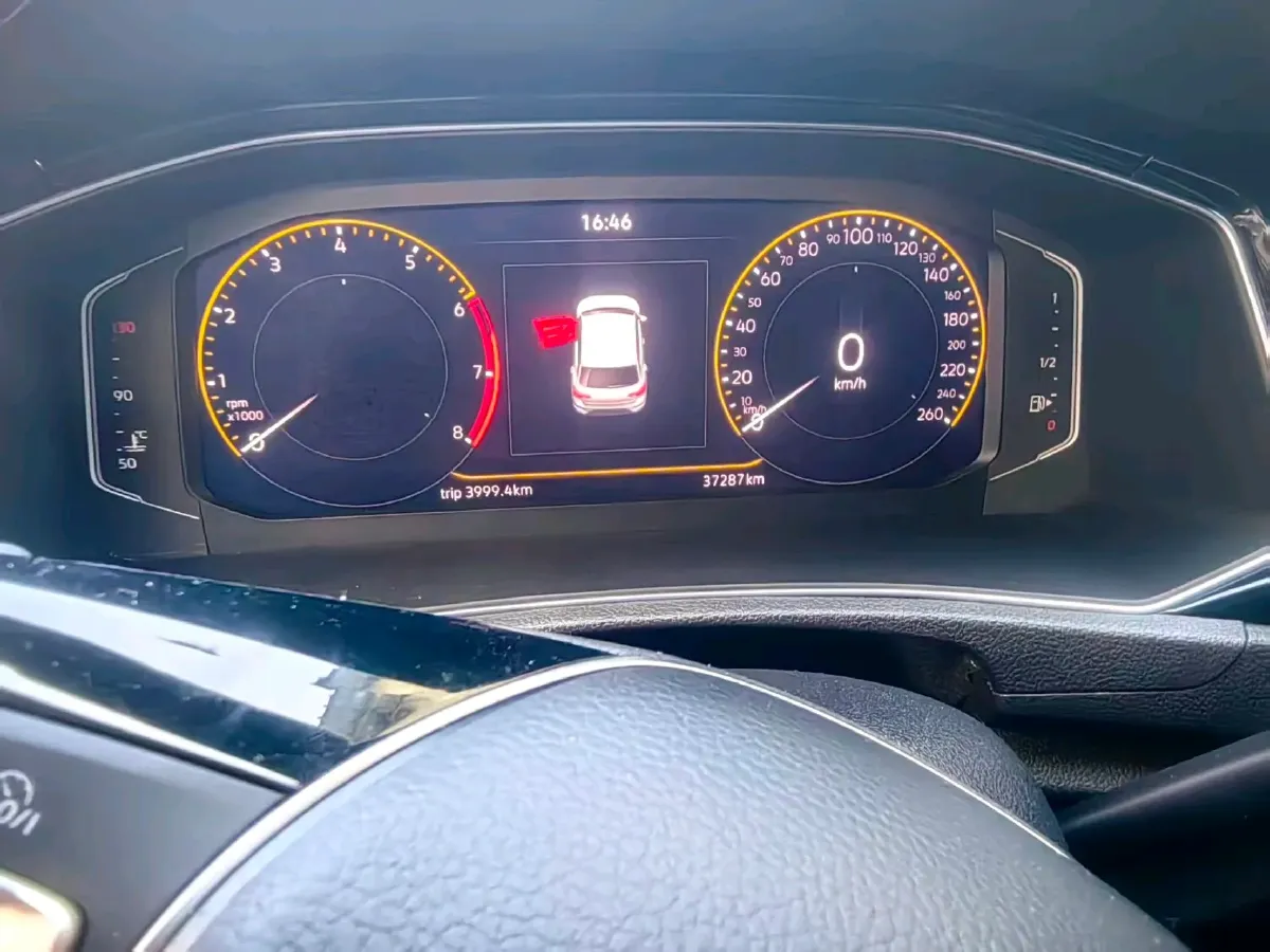 2021 Volkswagen T-Roc 1.4T 150HP L4 7DCT,autocango,china used car exporter,china ev exporter,chinese used car exporter,chinese used ev exporter