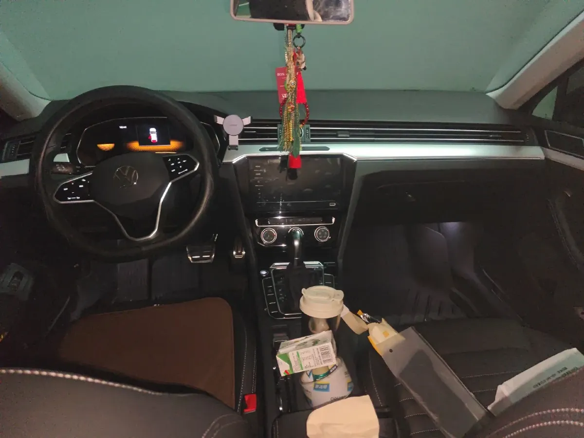 2023 Volkswagen Magotan 1.4T 150HP L4 7DCT,autocango,china used car exporter,china ev exporter,chinese used car exporter,chinese used ev exporter