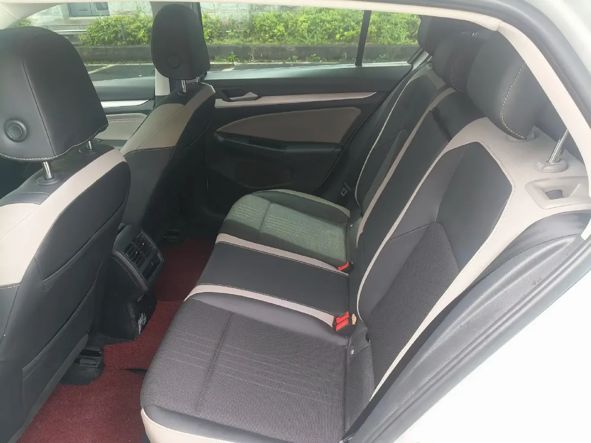 2021 Volkswagen Golf 1.4T 150HP L4 7DCT,autocango,china used car exporter,china ev exporter,chinese used car exporter,chinese used ev exporter