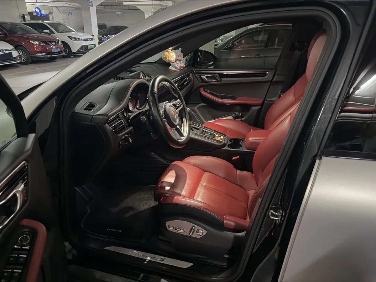 2021 Porsche Macan 3.0T 354HP V6 7DCT,autocango,china used car exporter,china ev exporter,chinese used car exporter,chinese used ev exporter