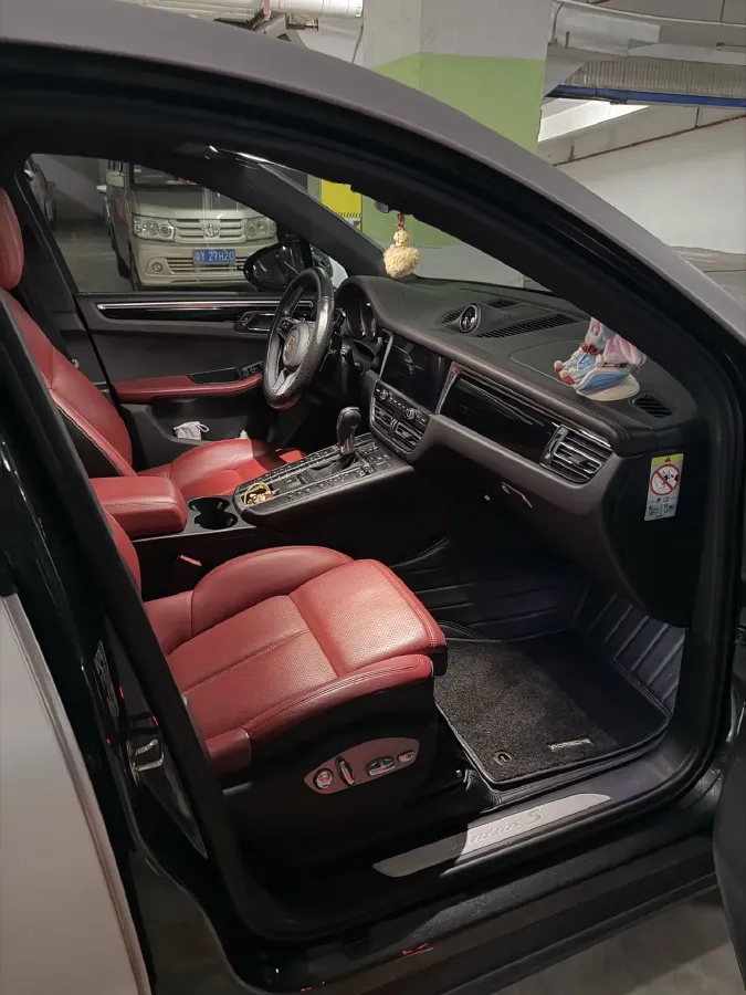 2021 Porsche Macan 3.0T 354HP V6 7DCT,autocango,china used car exporter,china ev exporter,chinese used car exporter,chinese used ev exporter