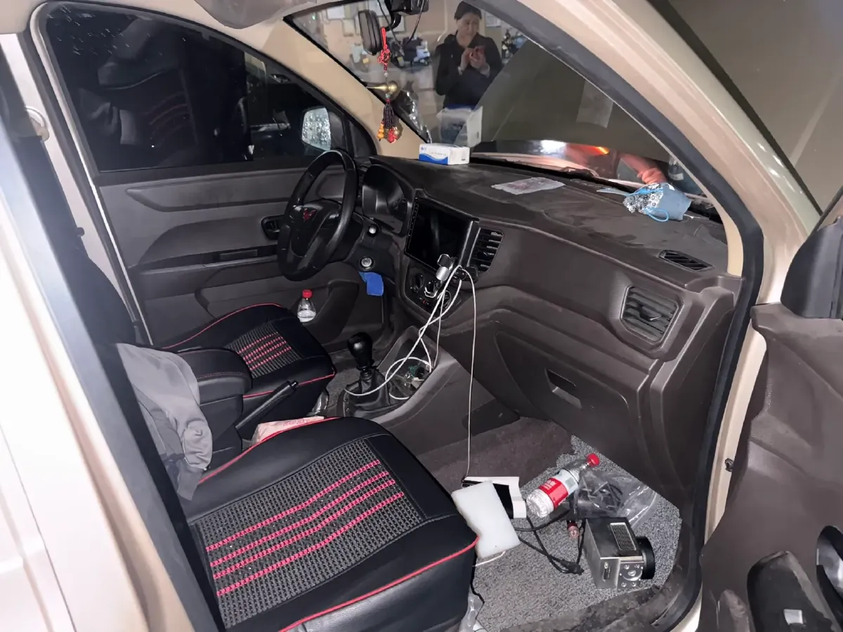 2022 JinBei Little Sea Lion X30 1.5L 102HP L4 5MT,autocango,china used car exporter,china ev exporter,chinese used car exporter,chinese used ev exporter