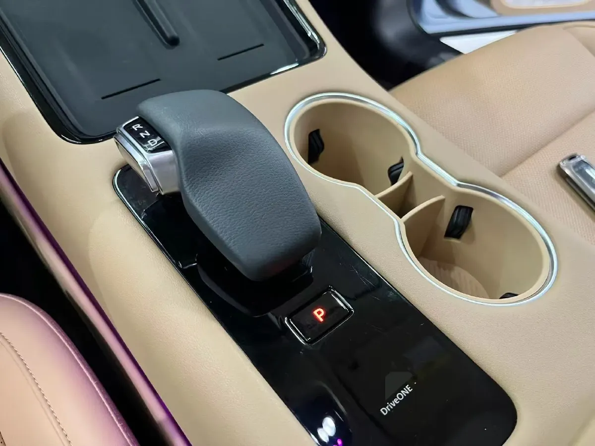 2023 HIMA AITO M5 BEV 80KWH,autocango,china used car exporter,china ev exporter,chinese used car exporter,chinese used ev exporter