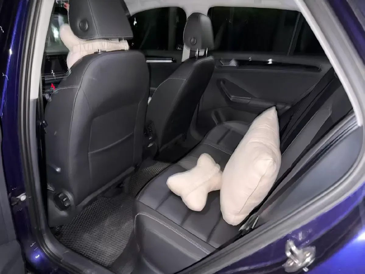 2019 Volkswagen T-Roc 1.4T 150HP L4 7DCT,autocango,china used car exporter,china ev exporter,chinese used car exporter,chinese used ev exporter