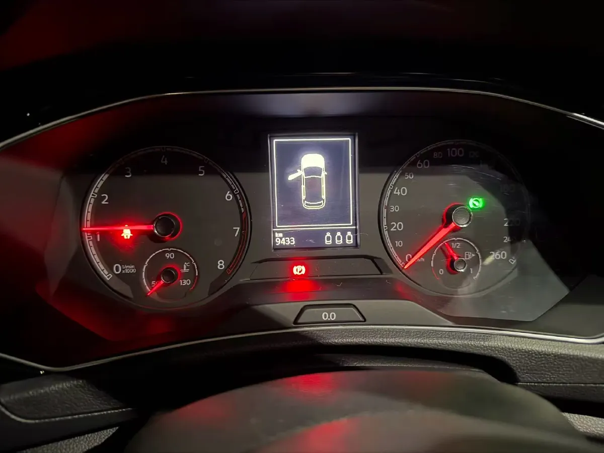 2019 Volkswagen T-Roc 1.4T 150HP L4 7DCT,autocango,china used car exporter,china ev exporter,chinese used car exporter,chinese used ev exporter