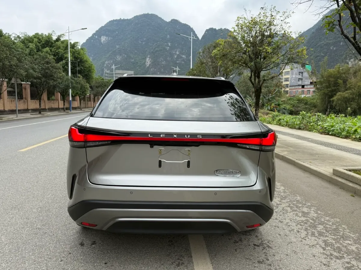 2023 Lexus RX 2.5L 189HP L4 E-CVT Hybrid,autocango,china used car exporter,china ev exporter,chinese used car exporter,chinese used ev exporter