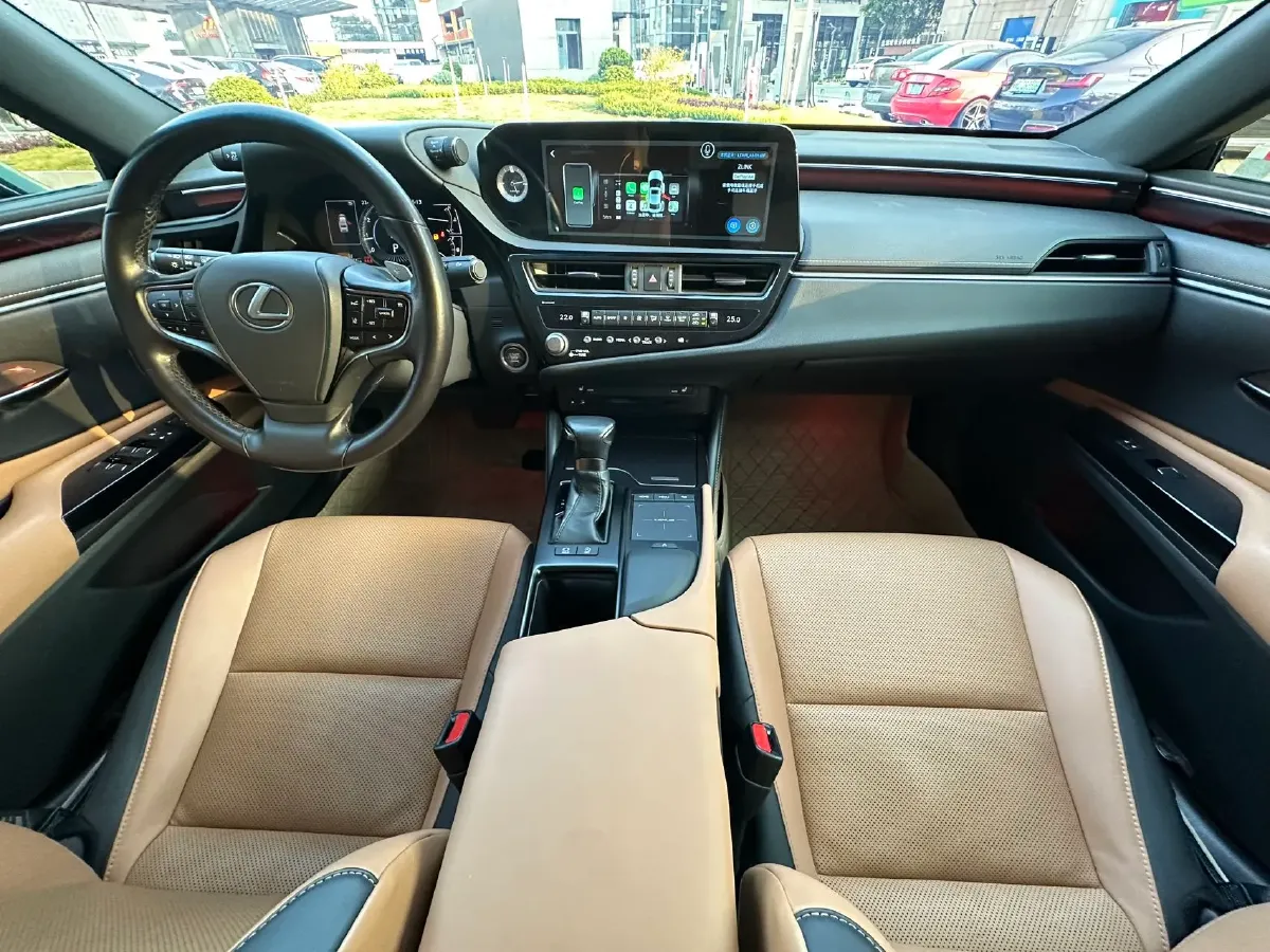 2021 Lexus ES 2.0L 173HP L4 CVT,autocango,china used car exporter,china ev exporter,chinese used car exporter,chinese used ev exporter
