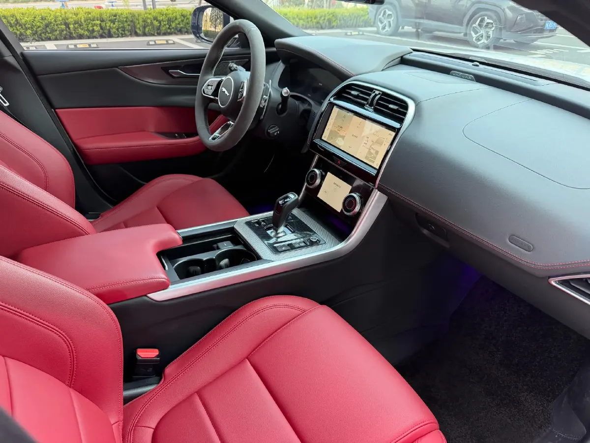 2024 Jaguar XEL 2.0T 250HP L4 8AT,autocango,china used car exporter,china ev exporter,chinese used car exporter,chinese used ev exporter