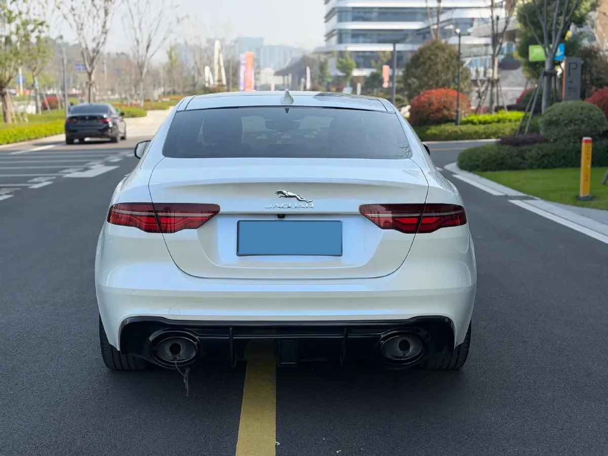 2024 Jaguar XEL 2.0T 250HP L4 8AT,autocango,china used car exporter,china ev exporter,chinese used car exporter,chinese used ev exporter