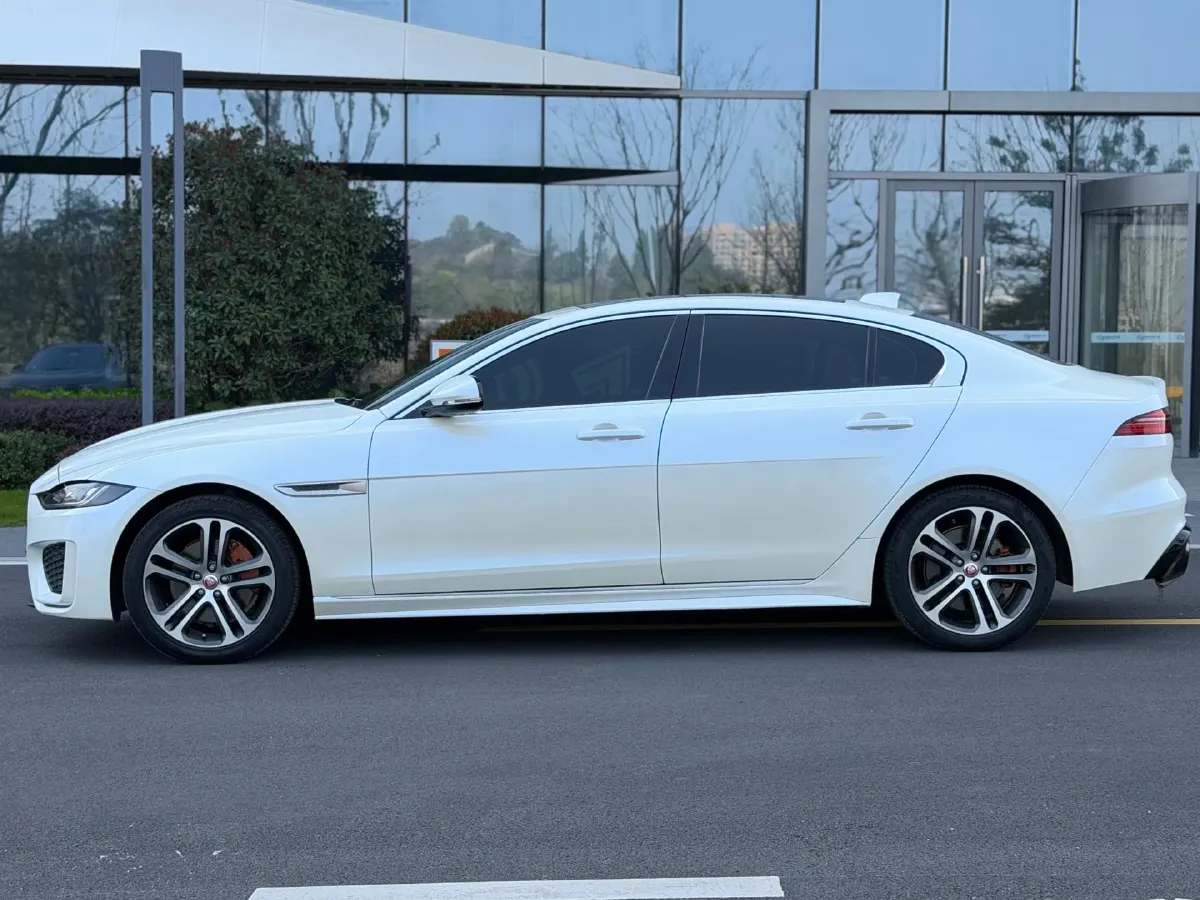 2024 Jaguar XEL 2.0T 250HP L4 8AT,autocango,china used car exporter,china ev exporter,chinese used car exporter,chinese used ev exporter