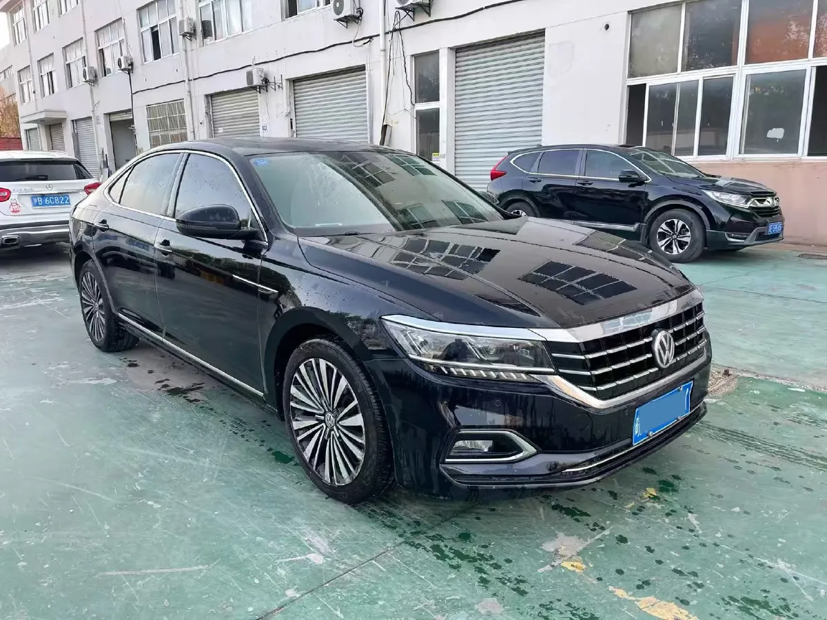 2019 Volkswagen Passat 2.0T 186HP L4 7DCT,autocango,china used car exporter,china ev exporter,chinese used car exporter,chinese used ev exporter