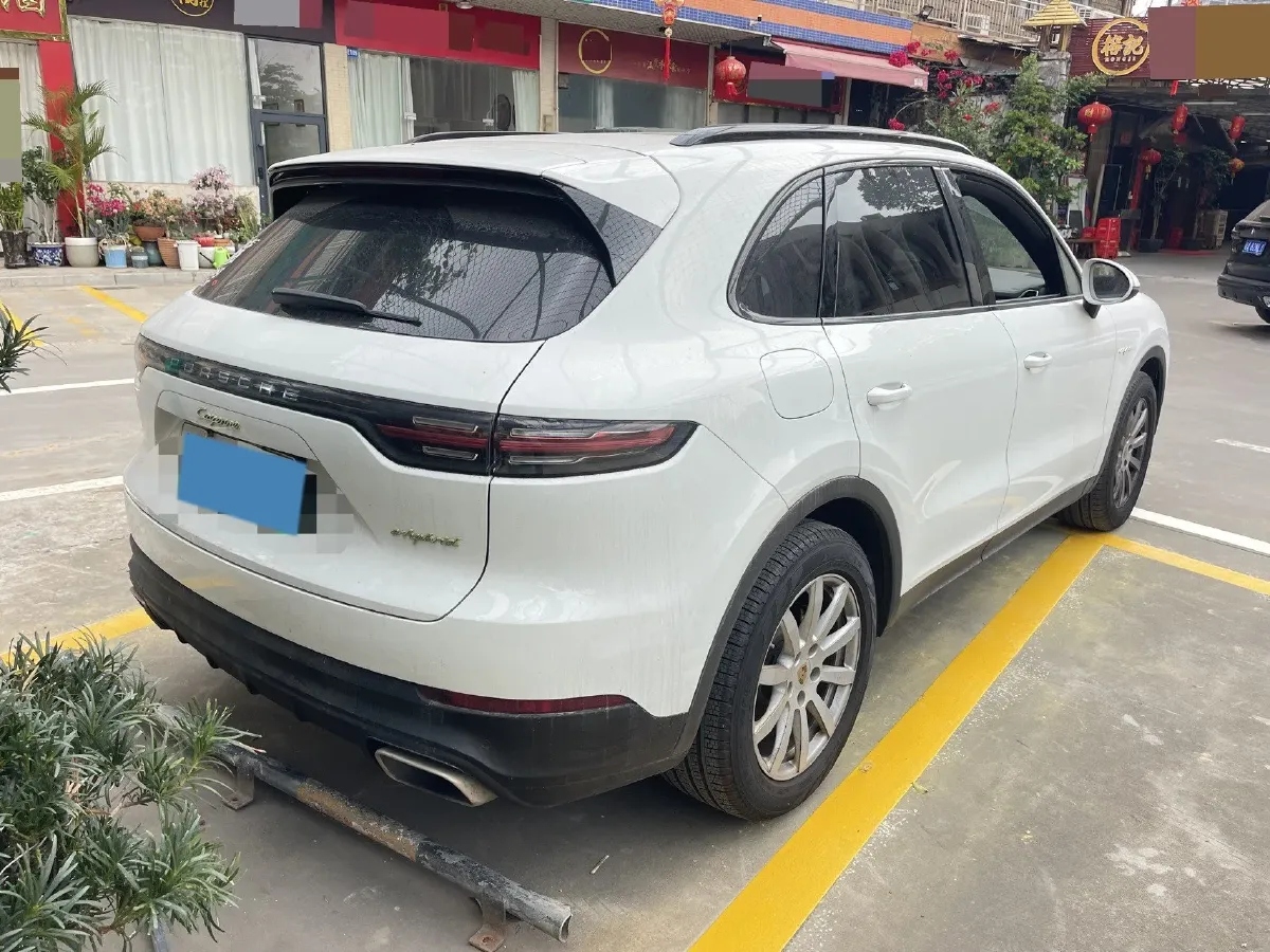 2019 Porsche Cayenne 2.0T 252HP L4 8AT PHEV 14.1KWH,autocango,china used car exporter,china ev exporter,chinese used car exporter,chinese used ev exporter