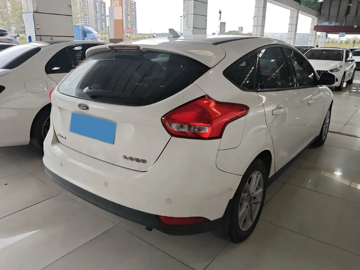 2017 Ford Focus 1.6L 125HP L4 6DCT,autocango,china used car exporter,china ev exporter,chinese used car exporter,chinese used ev exporter