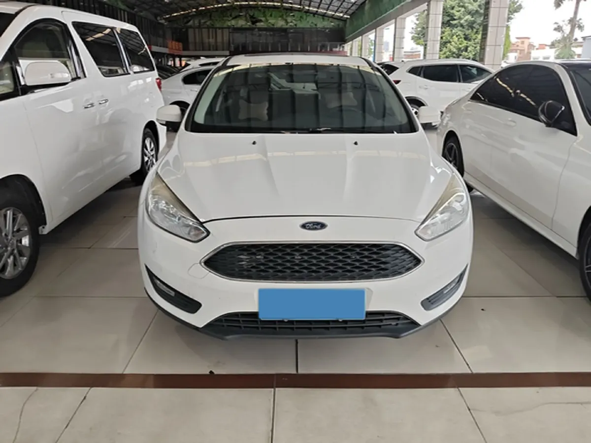 2017 Ford Focus 1.6L 125HP L4 6DCT,autocango,china used car exporter,china ev exporter,chinese used car exporter,chinese used ev exporter